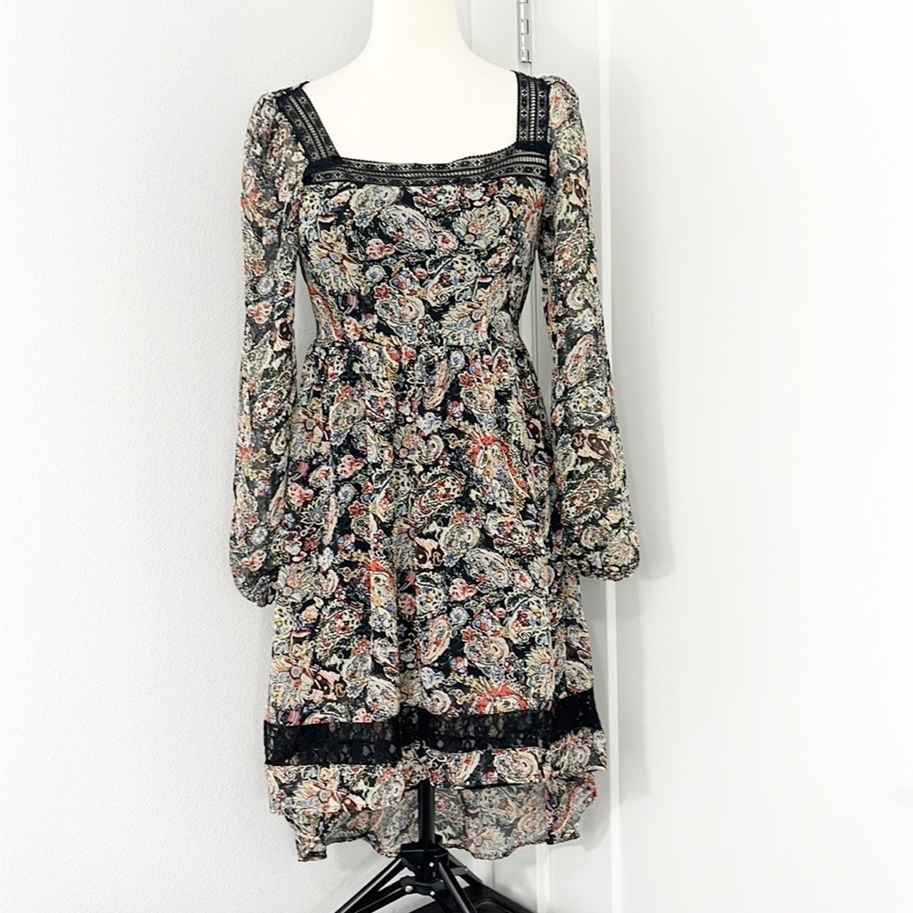 Band of Gypsies Medium Black Floral Square Neck Midi Dress
